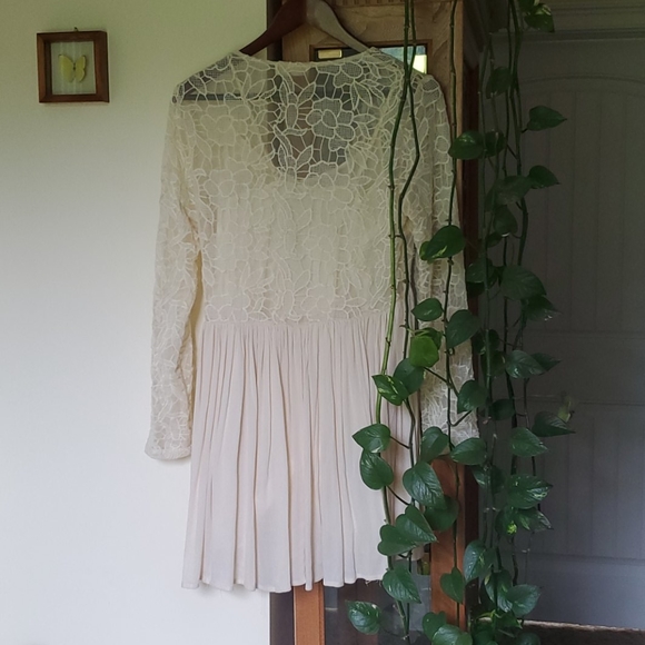 Lace Altar'd State Dress - Picture 2 of 4